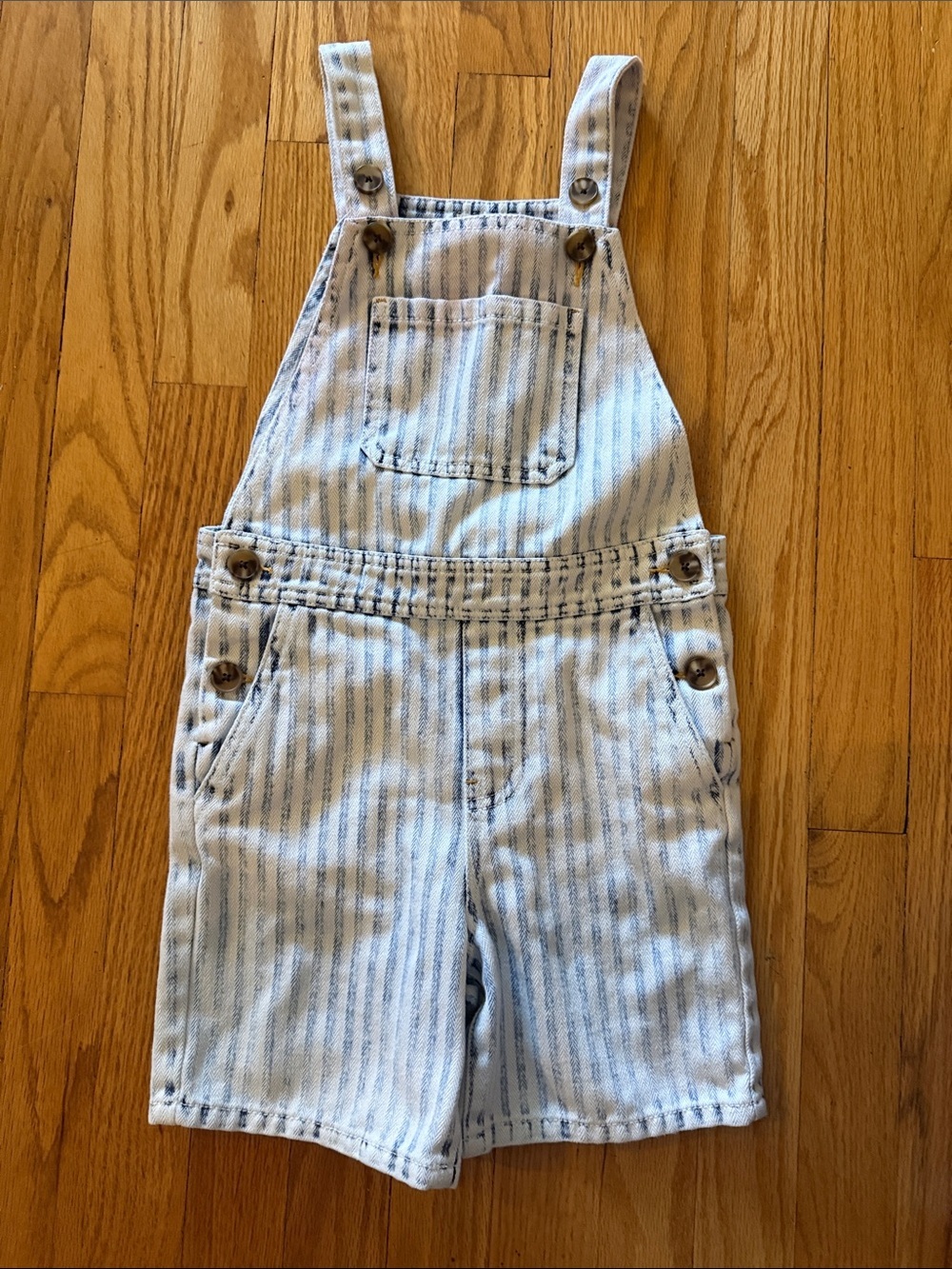Faherty sz 6 Striped Light Blue Kids Short Overalls great condition